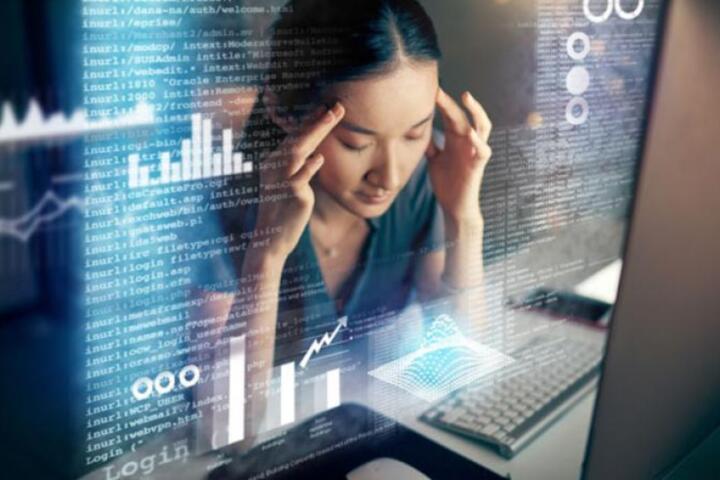 How to Handle Information Overload in the Age of AI